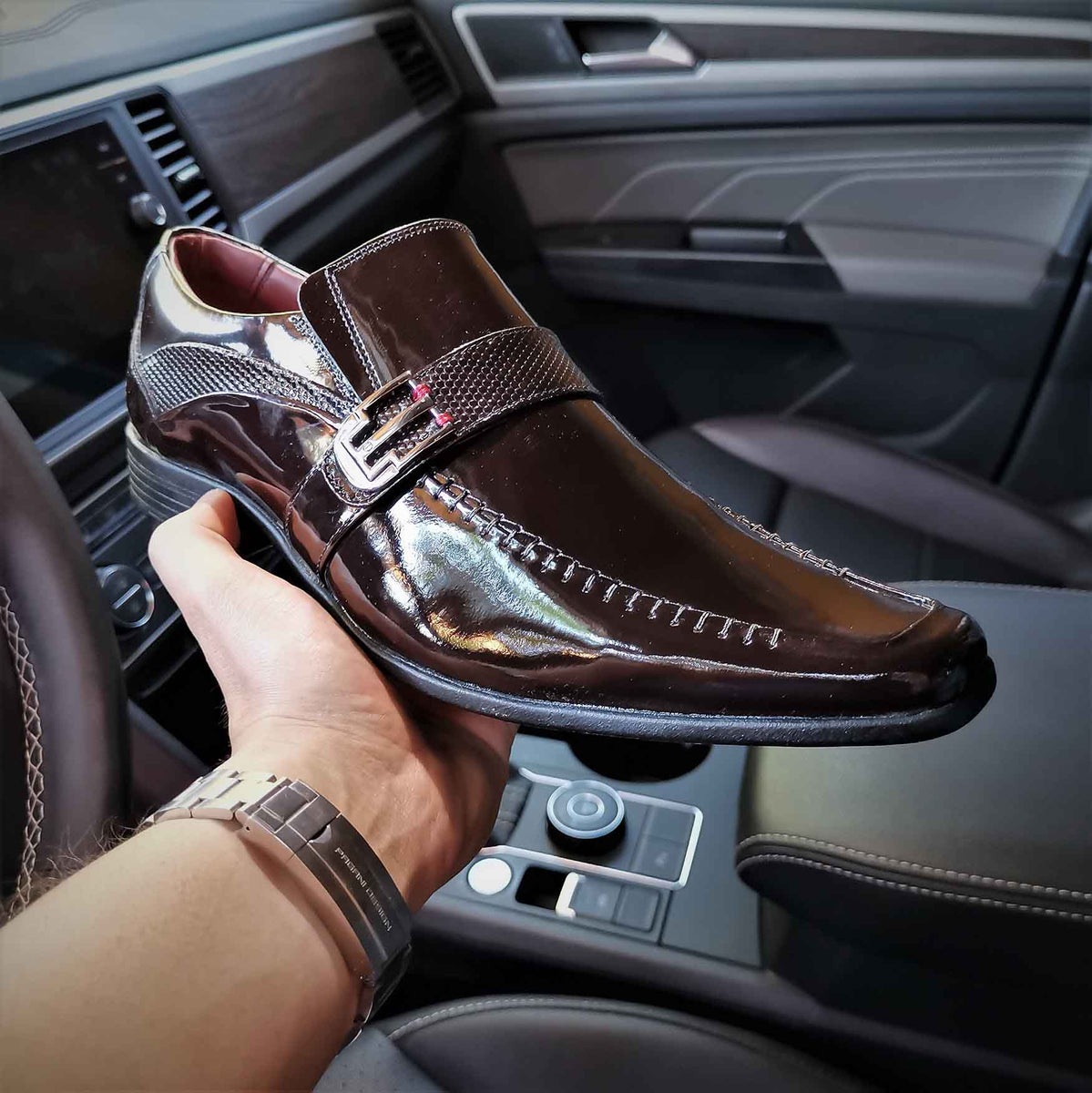 Zapato de Hombre Levurett - Charol pegasus - Color Vino