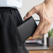 Billetera de Cuero con Deslizador de Tarjetas Pop Up - Levurett LV203 Negro