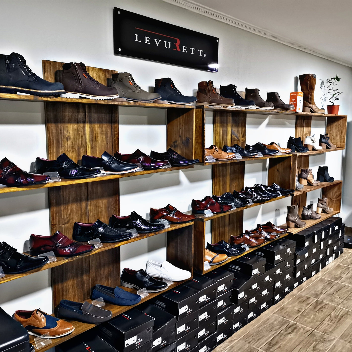 Tienda fisica levurett - venta de zapatos de cuero hombre y mujer - Enviamos a todo Chile 